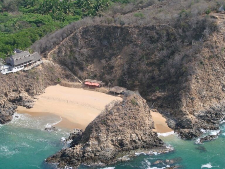 FLIGHTzipolite9amores 768x576