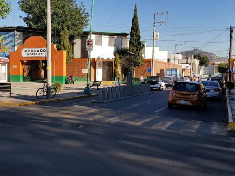 locatarios del mercado morelos se oponen a instalacion de estacion de bicis huizi 805x603 1 768x575