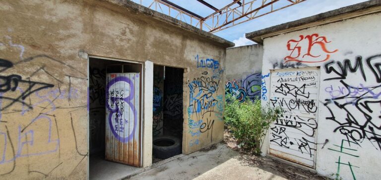 Estacion autobuses abandonada 1 768x364