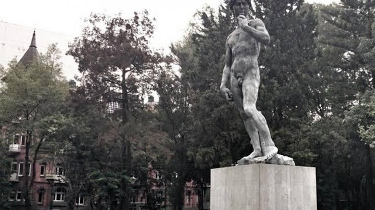 807AEDF7 047E 49C2 A0DC FE3B53C0656A